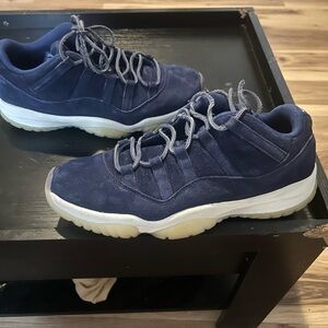 Jordan 11 low Derek Jeter